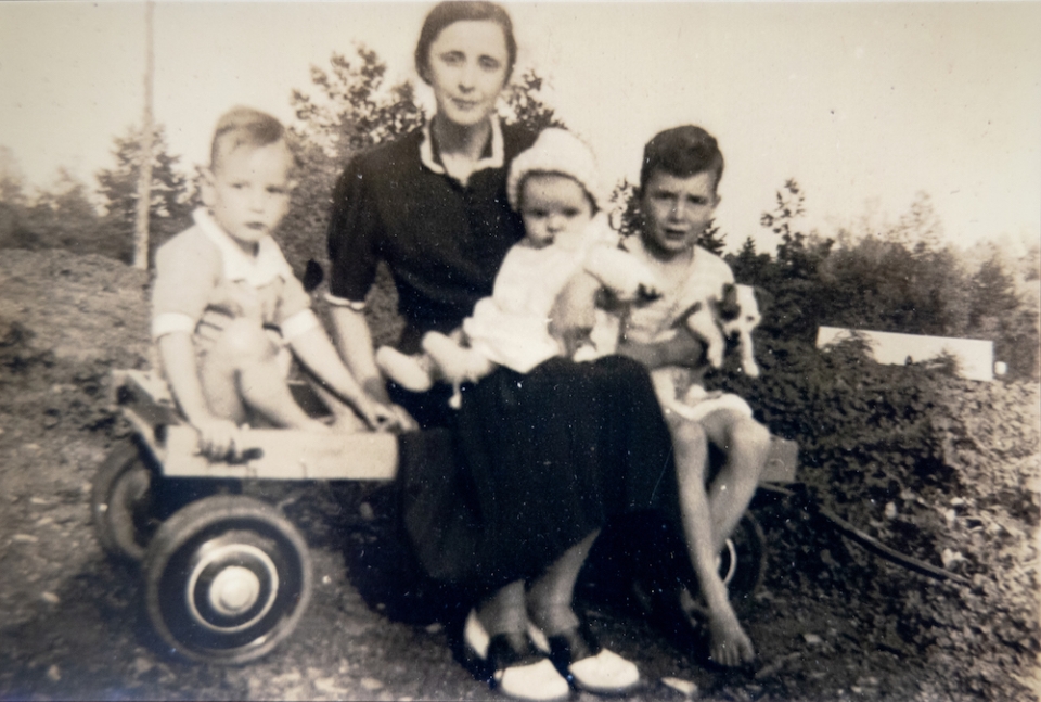 Anne Ruth Moore and children
