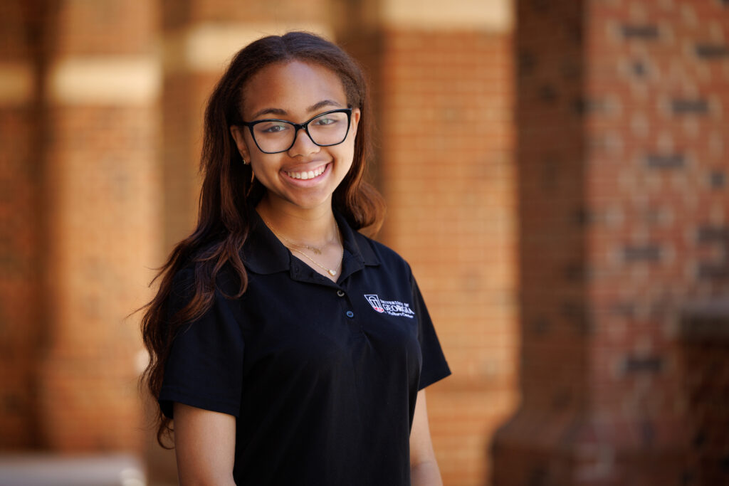 Jhaycee Barnes headshot