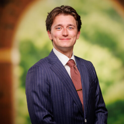 Gleb Alikhver headshot