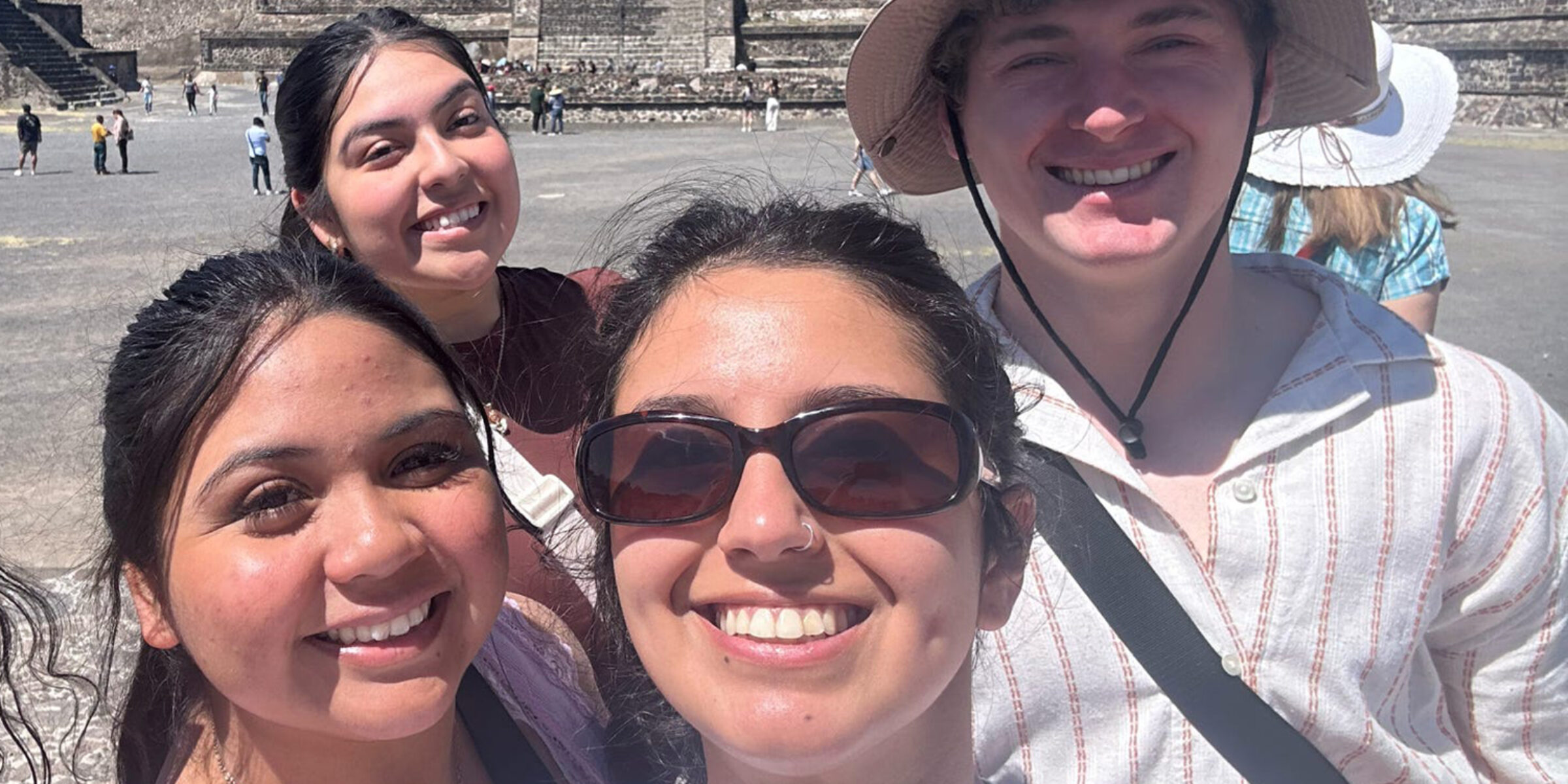 Ariana Gonzalez study abroad