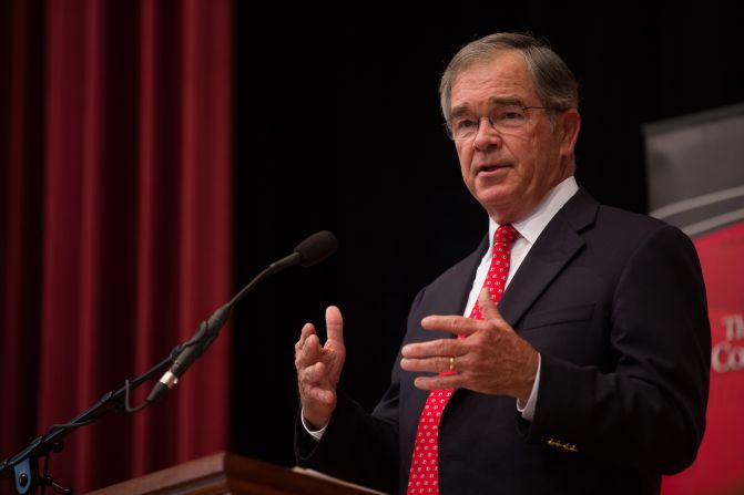 Billy Payne speaks at the 2016 Mason Public Leadership Lecture.