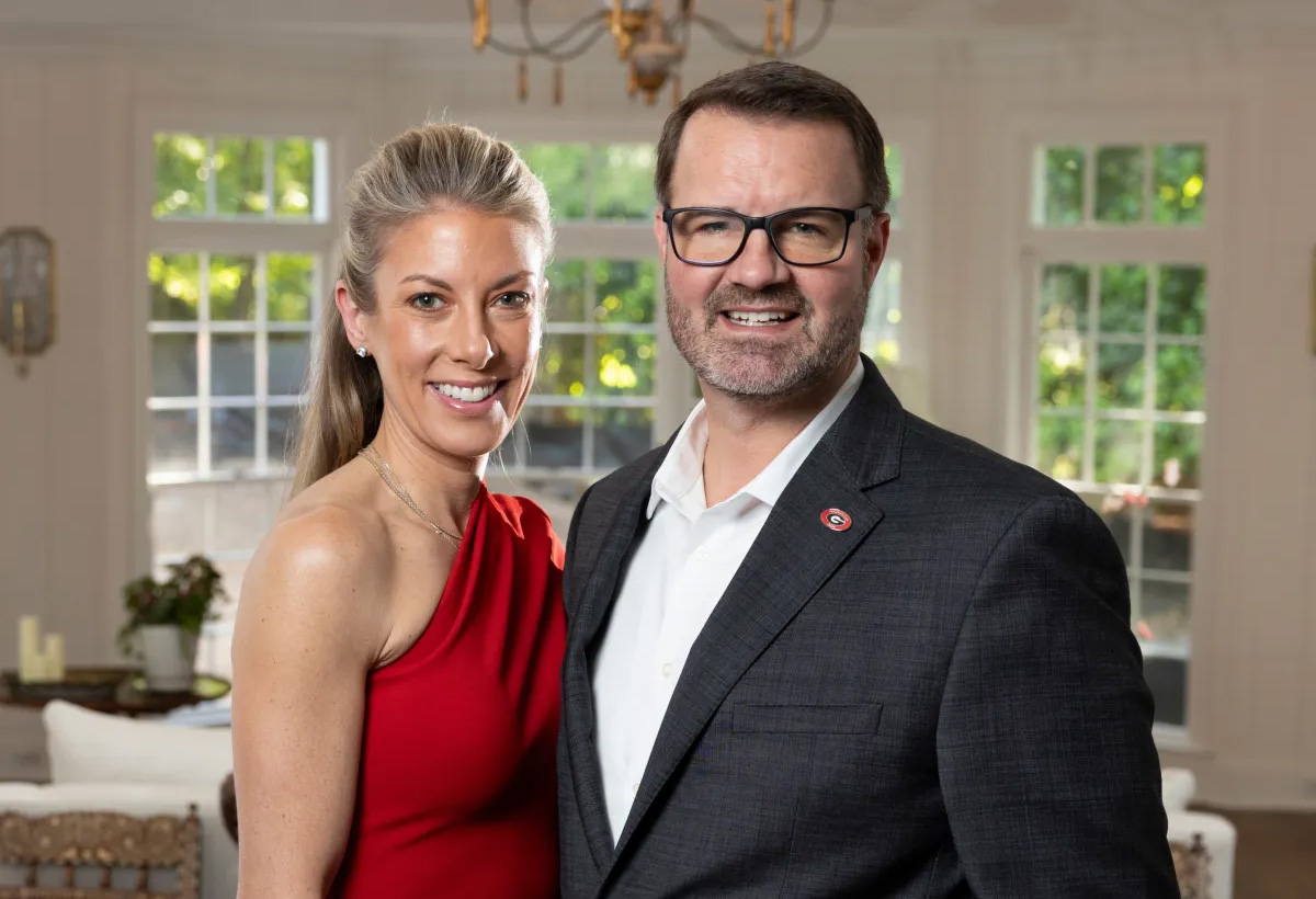 Carrie (BA ’01) and Paton Faletti (BBA ’99) are dedicated leaders in the UGA community, recognized for philanthropy that honors the mentors who shaped their Bulldog experiences.
