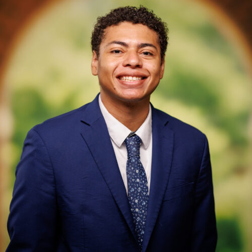 Mason Howard headshot