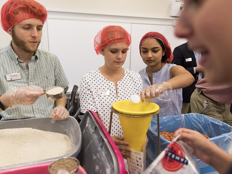 Students help with a Terry College Institute for Leadership Advancement service project in 2017.