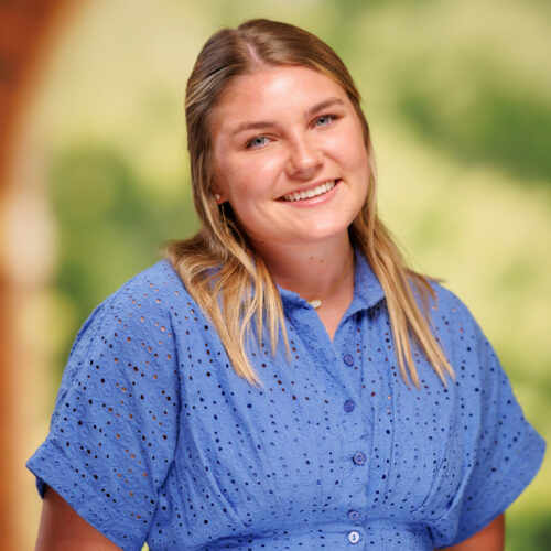 Hannah Kniker headshot