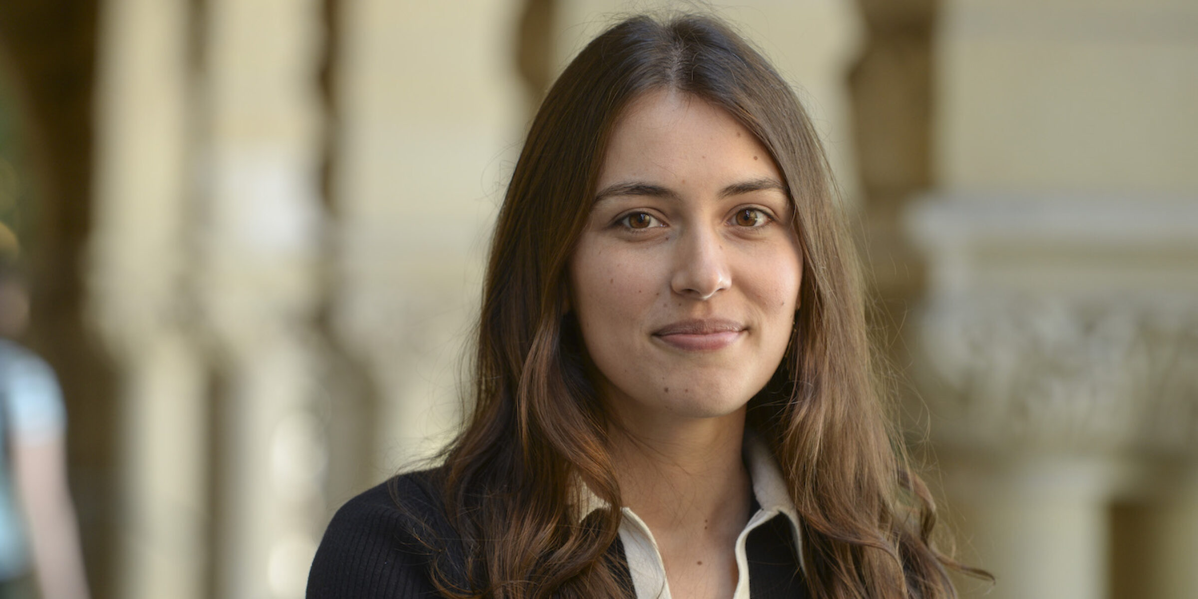 Laura Courchesne headshot