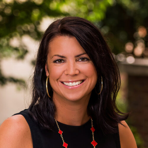 Headshot of Laura Hogan