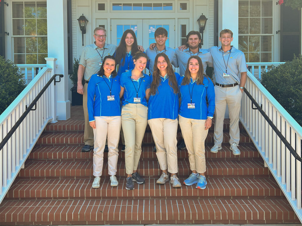 Group of 8 Terry students who acted as logistics volunteers at the Masters Tournament