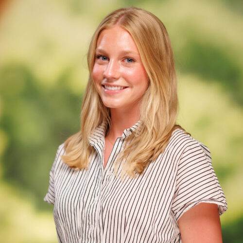 Rebekah McKinnon headshot