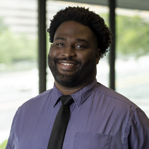 Travis Jones headshot