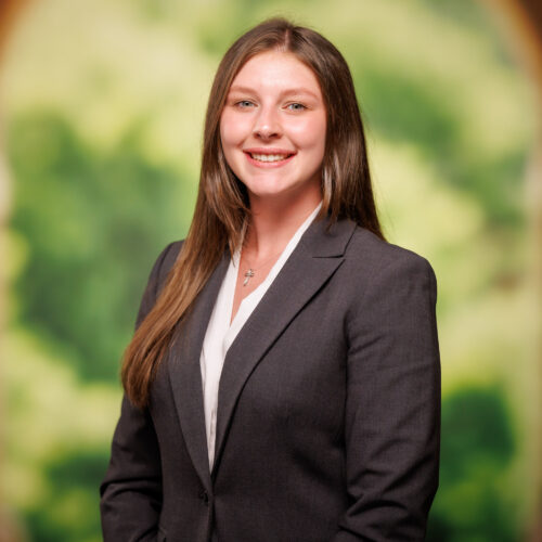 Cecelia Pumpelly headshot