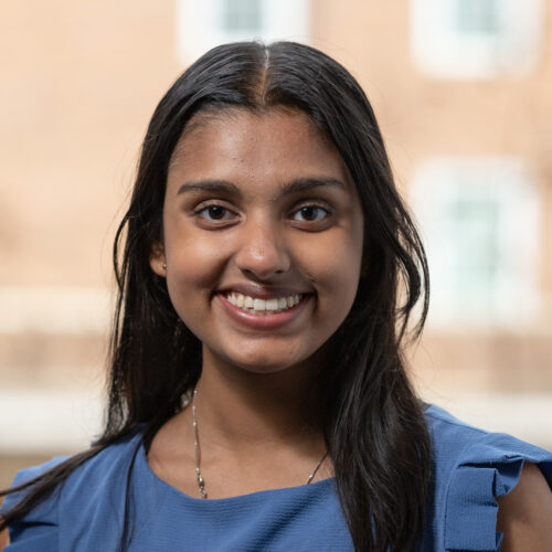 Saanvikha Saravanan headshot