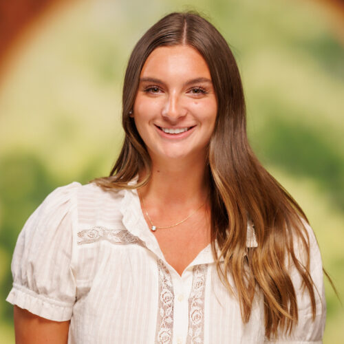 Claire Young headshot