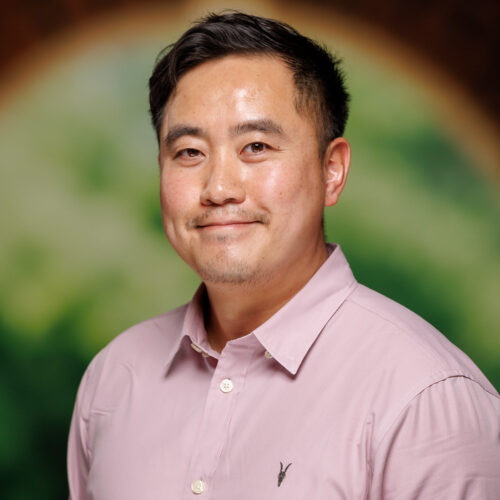 Kun Zhu headshot