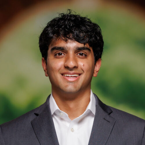 Akhil Mujumdar headshot