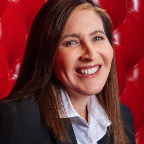 Head shot of Bea Perez
