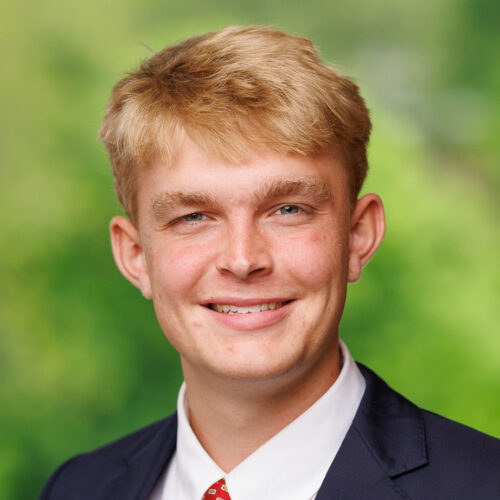 Luke Eckert headshot
