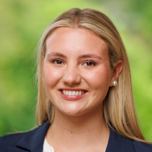 Ava Hilsabeck headshot