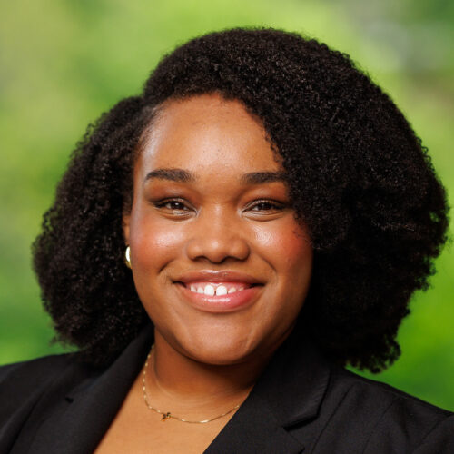 Zoe Jordan headshot