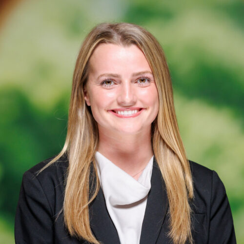 Katherine Hidell headshot