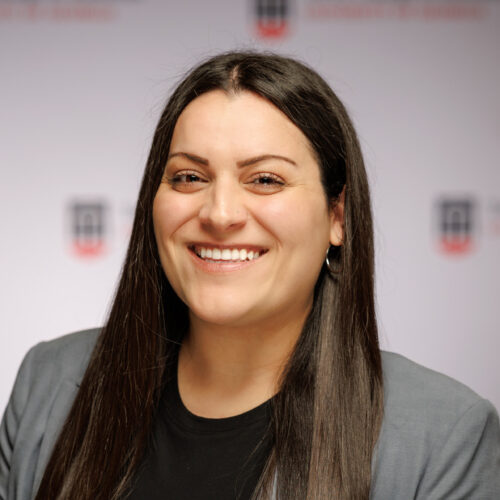 Laudan Mazdeyasnan headshot