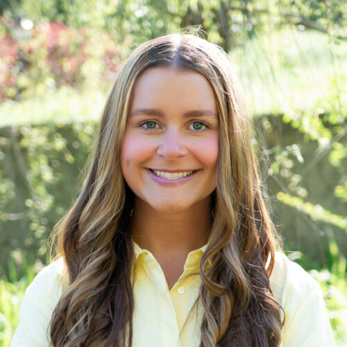 Olivia Peters headshot