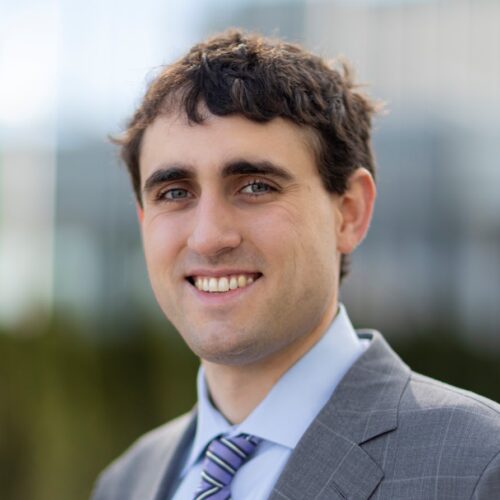 Sam Holmes headshot