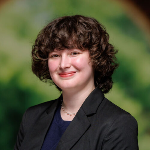 Stella Sweeney headshot