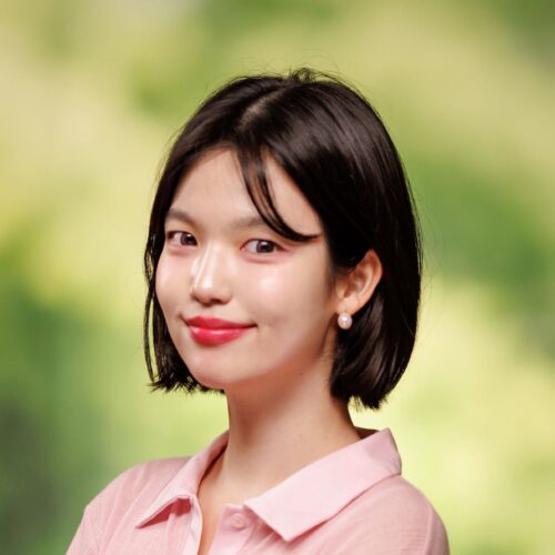 Head shot of Suyoung Moon