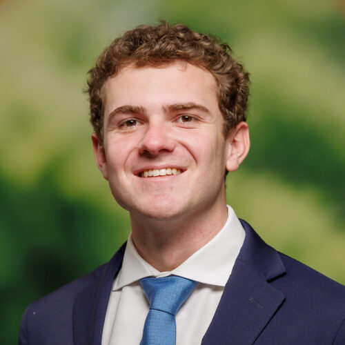 Zach Hovis headshot